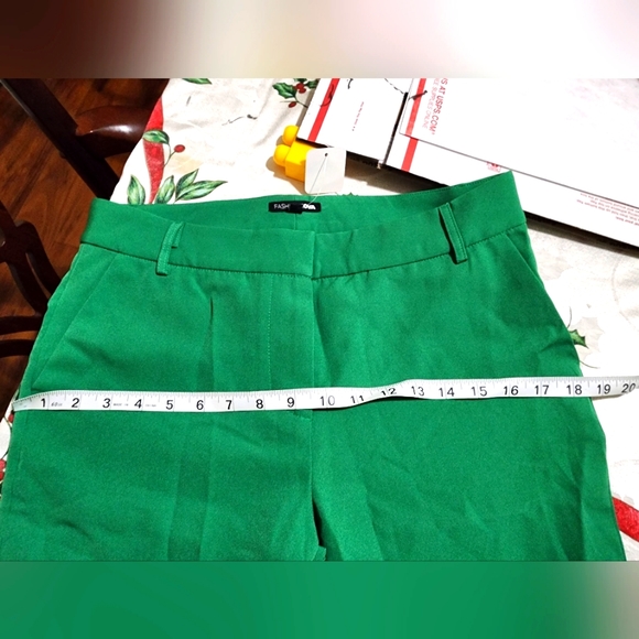 Fashion Nova VP Life Suit Set - Picture 15 of 16